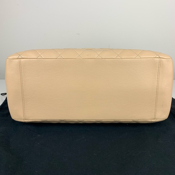 🛑SOLD🛑Chanel GST caviar nude - Picture 3 of 8